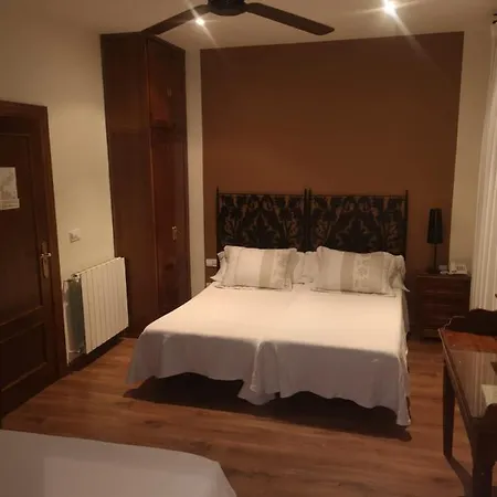 Pensionat Plaza Segovia