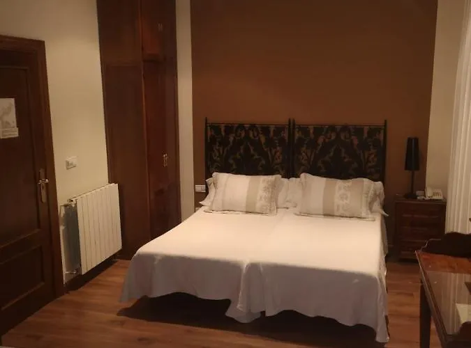 招待所 广场旅馆 塞哥维亚