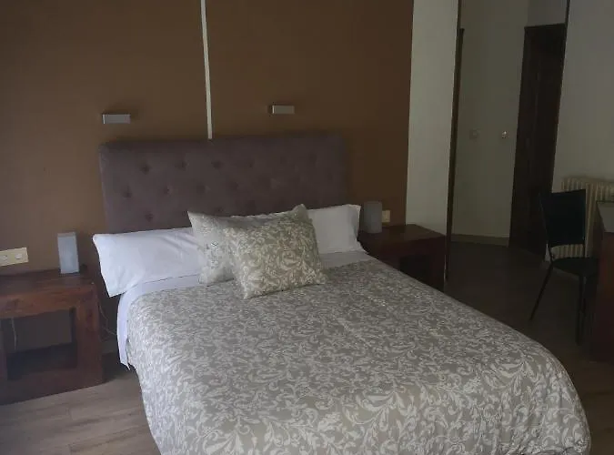 Plaza * Σεγκόβια